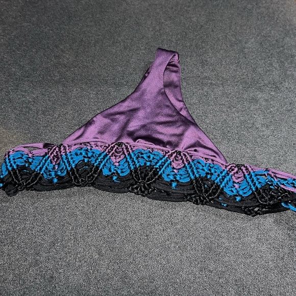 INDAH bikini set - Picture 5 of 5